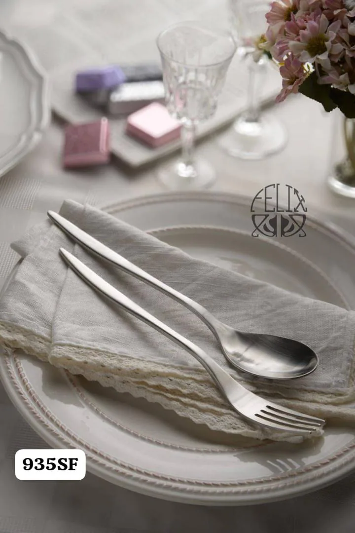 Felix 935SF Flatware Set