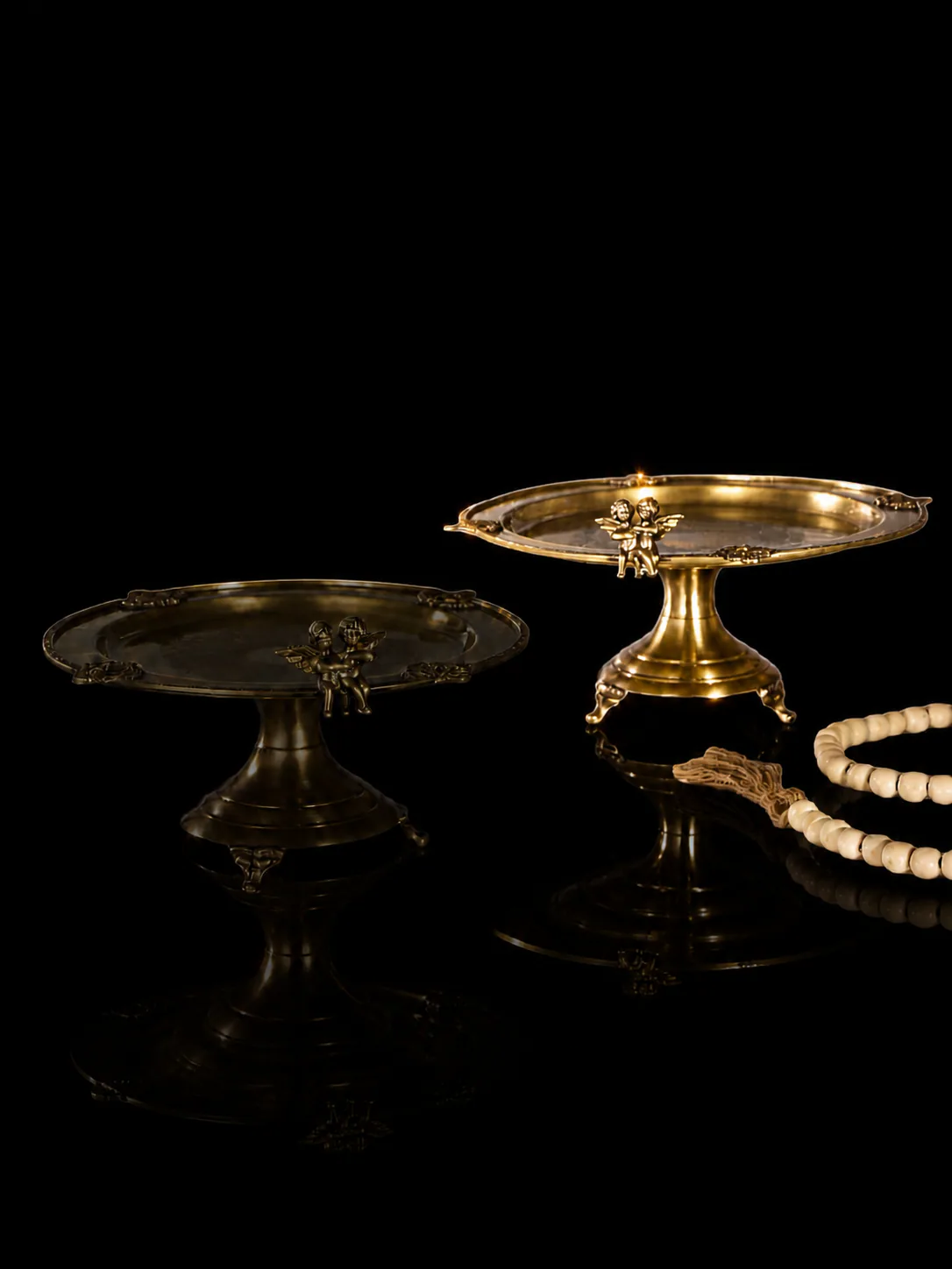 River Two Angels Cake Stand 24501